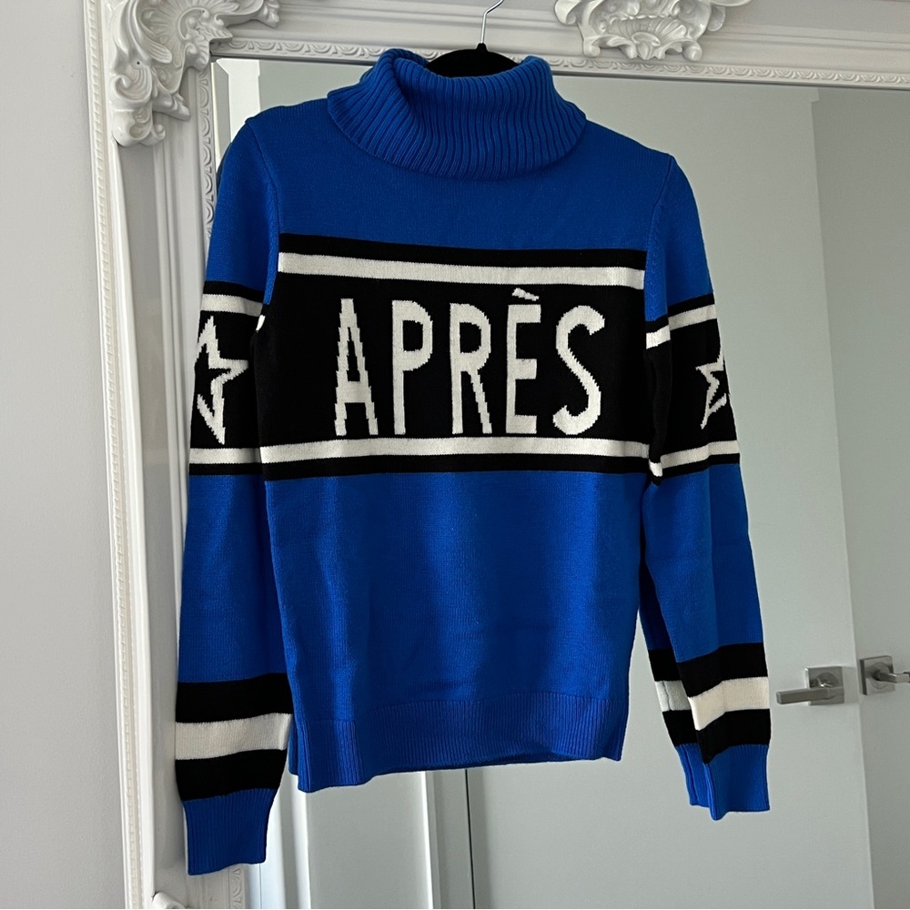 Perfect Moment Blue Après Ski Turtleneck Sweater - Size Small BNWT Brand New
